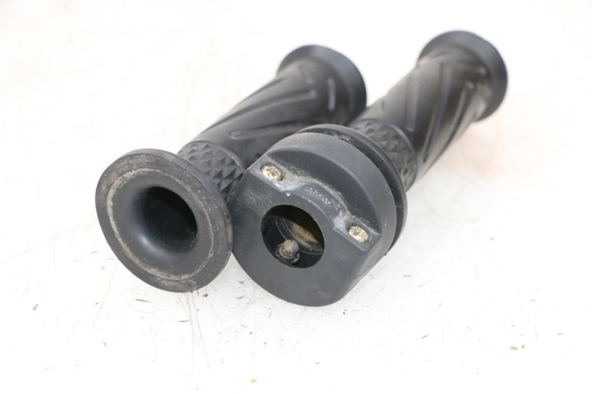 photo de MANETKA GAZU JM MOTORS SANTANA 50 (2014 - 2023) - Zbliżenie techniczne