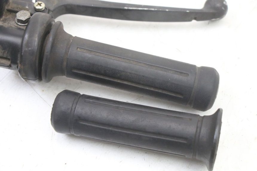 photo de MANETKA GAZU HONDA SCV LEAD 100 (2003 - 2007) - Szczegół części