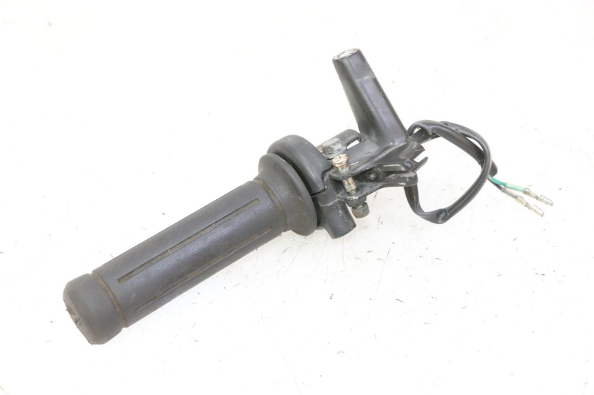 photo de MANETKA GAZU HONDA SCV LEAD 100 (2003 - 2007) - Widok główny