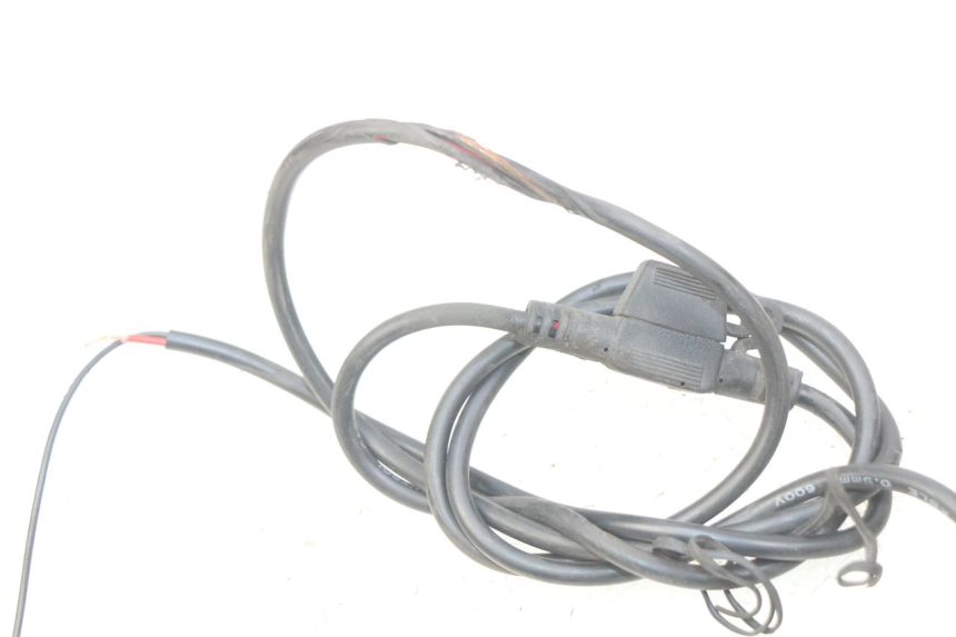 photo de MANETKA GAZU SUZUKI SIXTEEN 125 (2008 - 2010) - Inny kąt widzenia