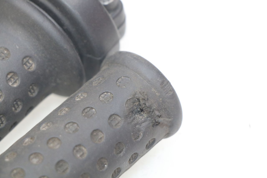 photo de MANETKA GAZU APRILIA SR 2T 50 (2018 - 2022) - Zoom stanu zużycia