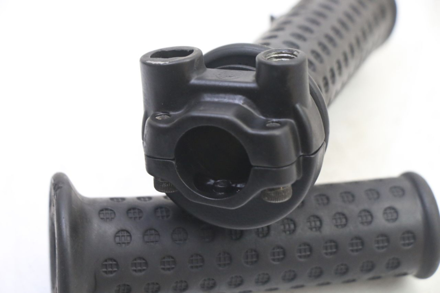 photo de MANETKA GAZU APRILIA SR 2T 50 (2018 - 2022) - Zbliżenie techniczne