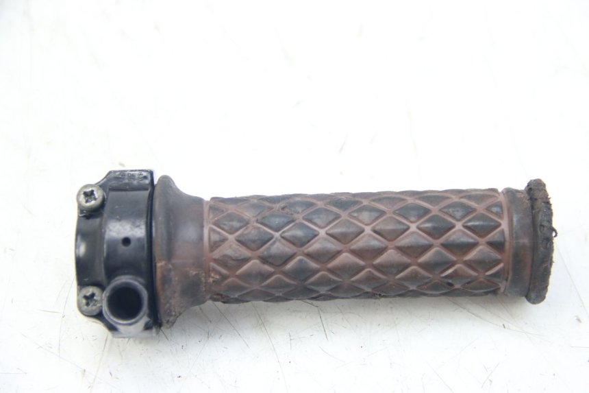 photo de MANETKA GAZU YAMAHA SR 125 (1982 - 2003) - Zoom stanu zużycia