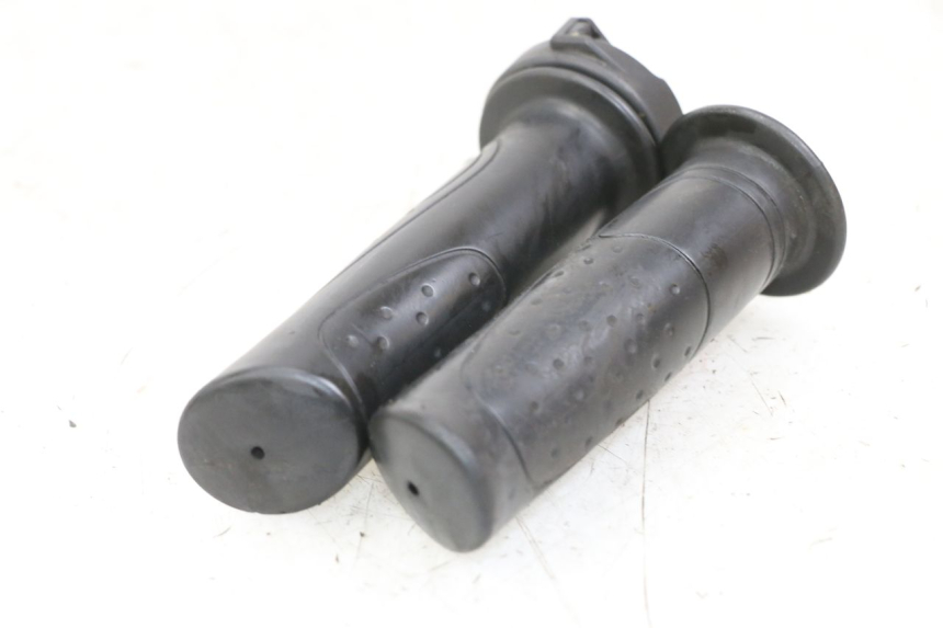 photo de MANETKA GAZU SYM ORBIT 2 4T 50 (2018 - 2022) - Zbliżenie techniczne