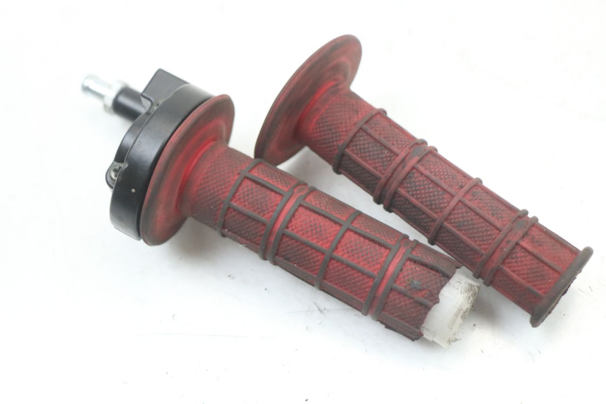 photo de MANETKA GAZU NITRO MOTORS THUNDER 125 - Szczegół części