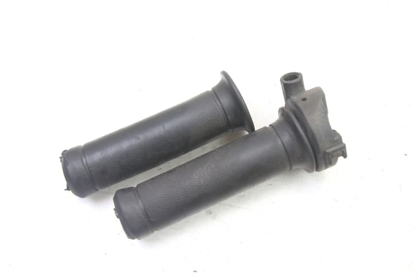 photo de MANETKA GAZU PEUGEOT TWEET 4T 50 (2014 - 2019) - Zbliżenie techniczne