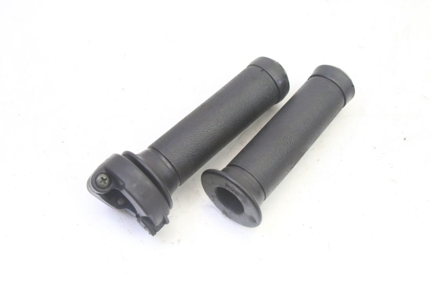 photo de MANETKA GAZU PEUGEOT TWEET 4T 50 (2018 - 2022) - Widok główny