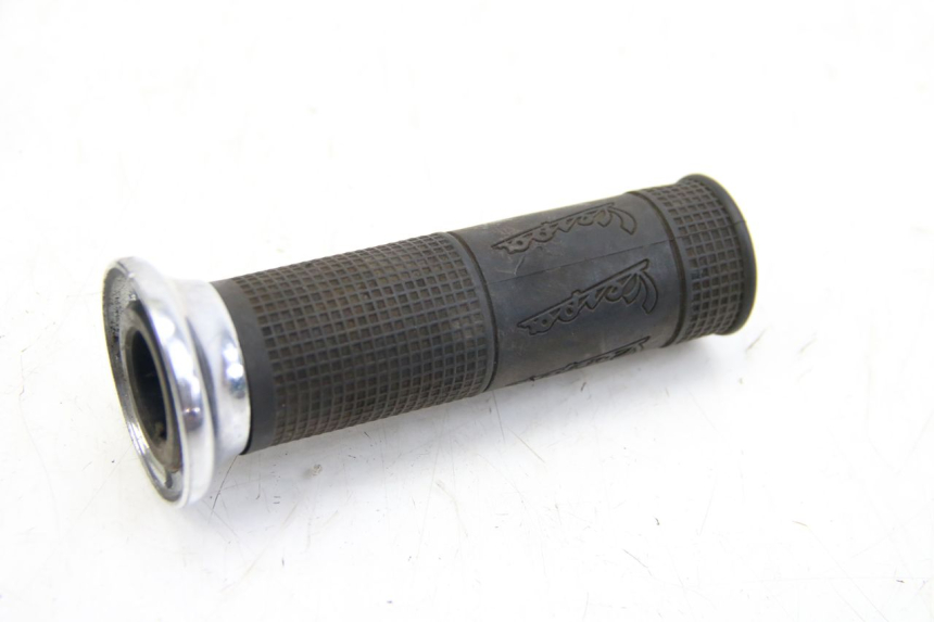 photo de MANETKA GAZU PIAGGIO VESPA GTS SUPER IE 125 (2009 - 2016) - Szczegół części