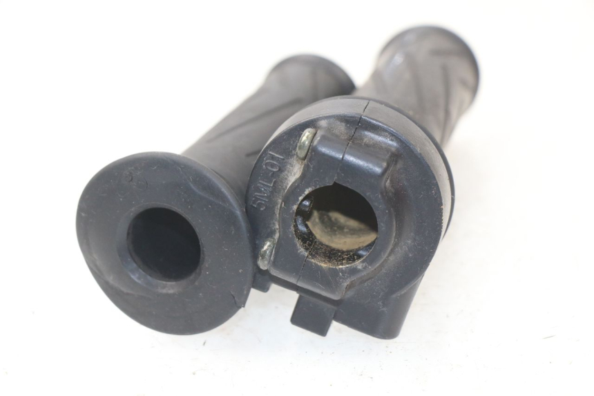 photo de MANETKA GAZU YAMAHA XMAX X-MAX 125 (2006 - 2009) - Zoom stanu zużycia