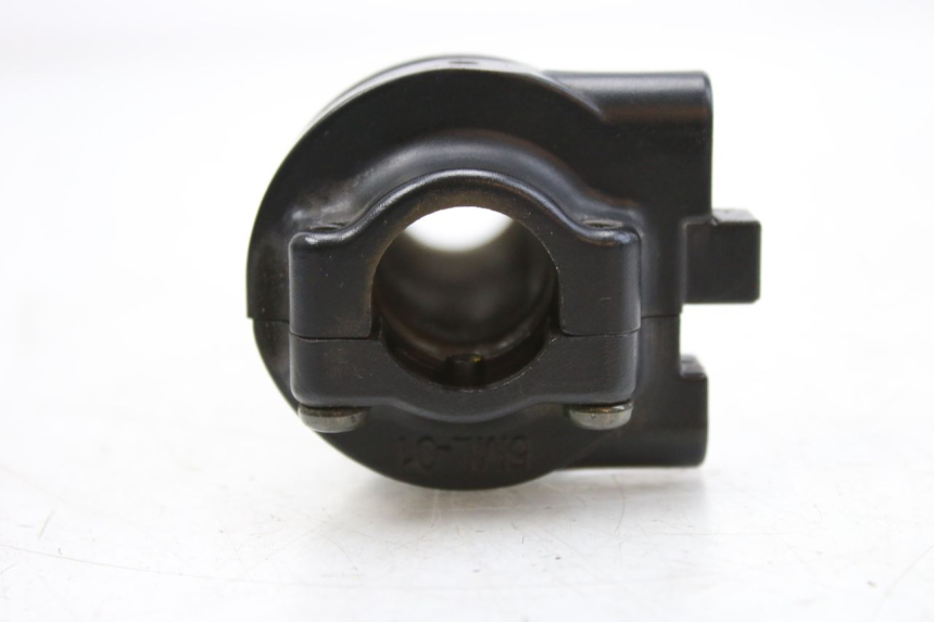 photo de MANETKA GAZU YAMAHA XMAX X-MAX 125 (2006 - 2009) - Inny kąt widzenia