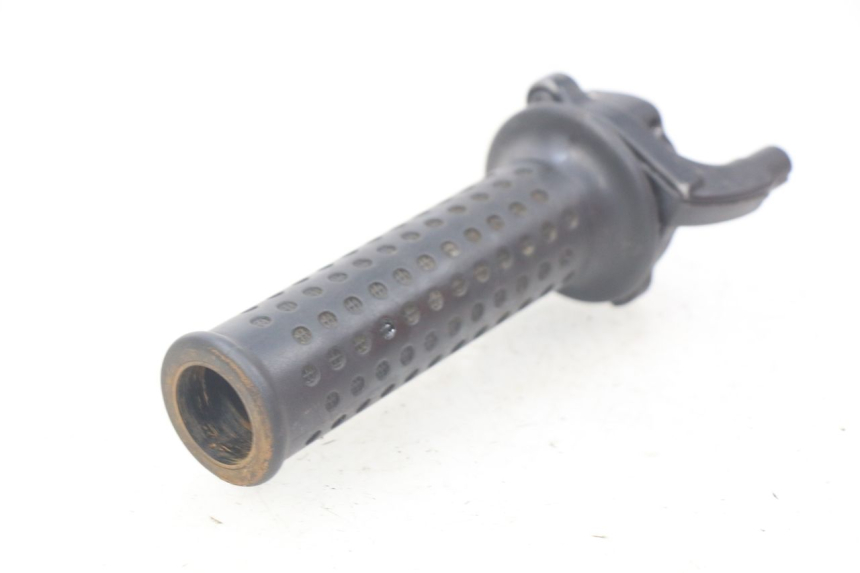 photo de MANETKA GAZU PIAGGIO X7 125 (2007 - 2013) - Zoom stanu zużycia