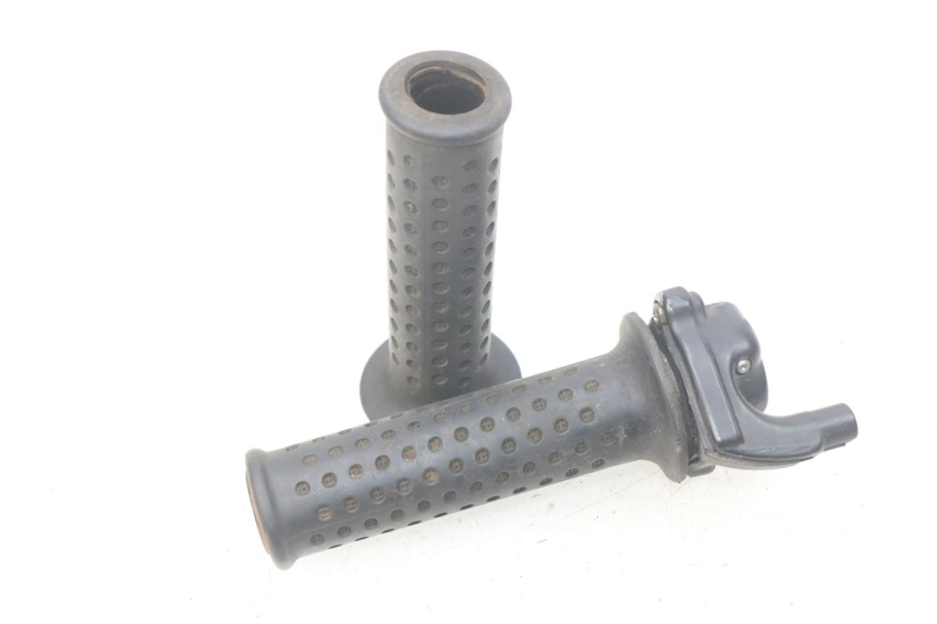 photo de MANETKA GAZU PIAGGIO X9 EVOLUTION 250 (2003 - 2007) - Widok główny