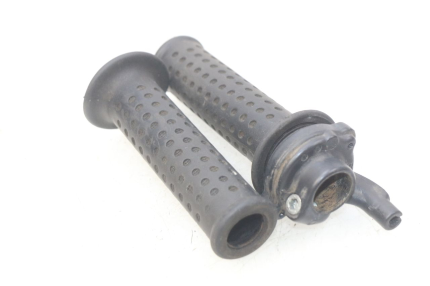 photo de MANETKA GAZU PIAGGIO X9 EVOLUTION 250 (2003 - 2007) - Zoom stanu zużycia