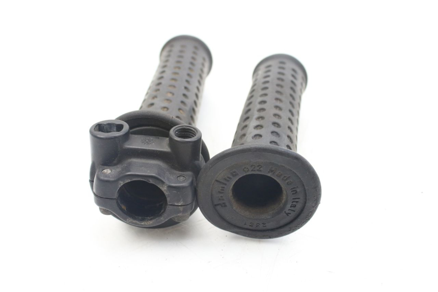 photo de MANETKA GAZU PIAGGIO X9 EVOLUTION 500 (2003 - 2005) - Zoom stanu zużycia