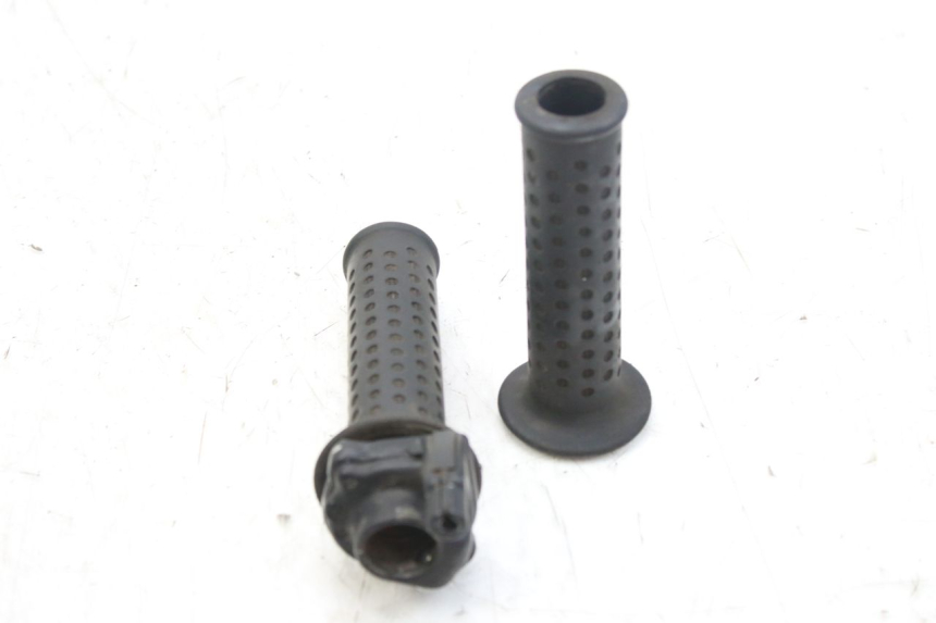 photo de MANETKA GAZU PIAGGIO X9 EVOLUTION 125 (2003 - 2007) - Inny kąt widzenia