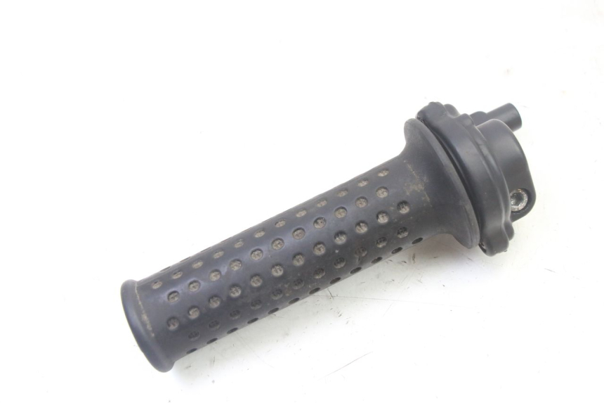 photo de MANETKA GAZU PIAGGIO X9 EVOLUTION 125 (2003 - 2007) - Inny kąt widzenia