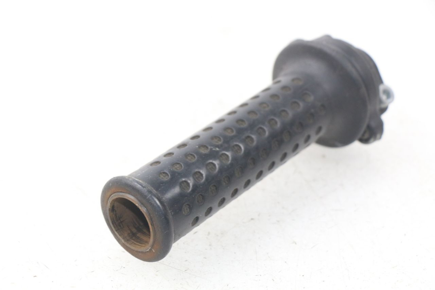 photo de MANETKA GAZU PIAGGIO X9 125 (2000 - 2003) - Zoom stanu zużycia