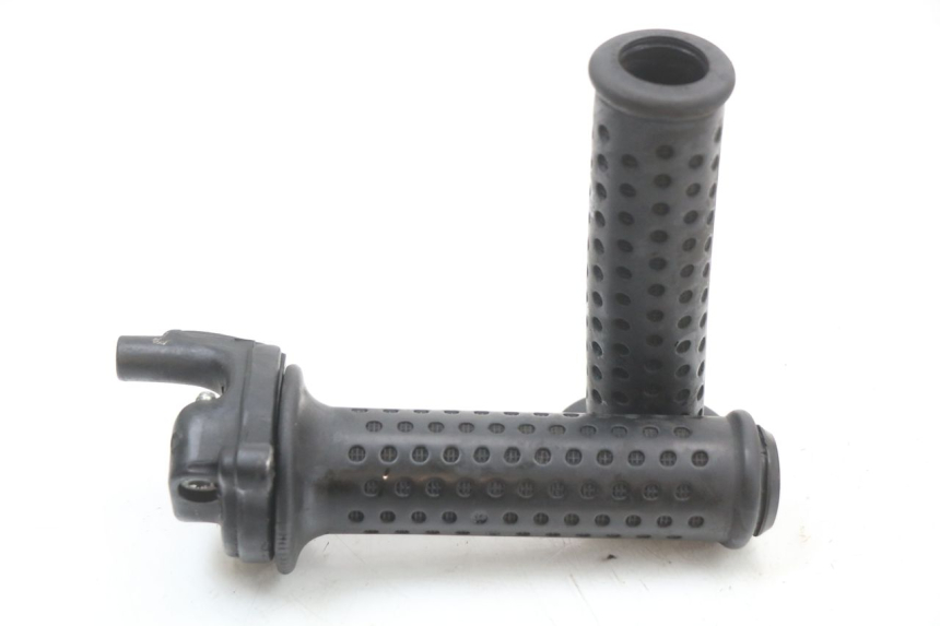 photo de MANETKA GAZU PIAGGIO X9 125 (2000 - 2003) - Widok główny