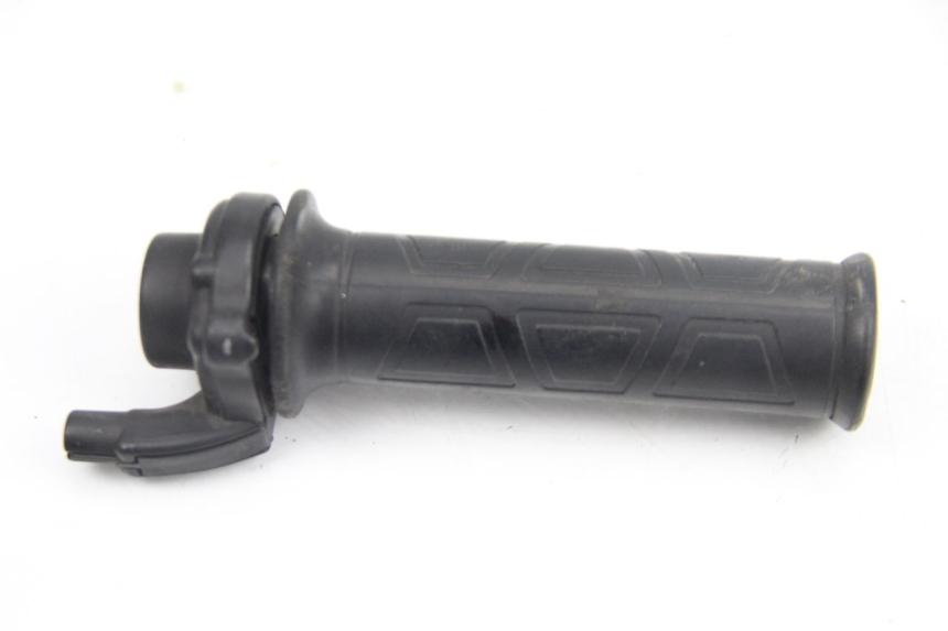 photo de MANETKA GAZU PIAGGIO XEVO - X EVO 125 (2007 - 2017) - Zoom stanu zużycia