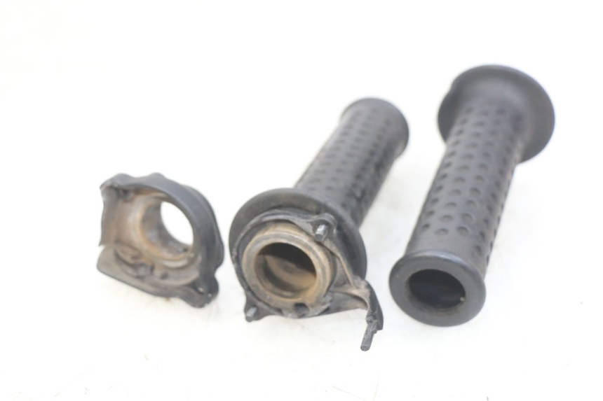 photo de MANETKA GAZU PIAGGIO XEVO - X EVO 125 (2007 - 2017) - Zoom stanu zużycia