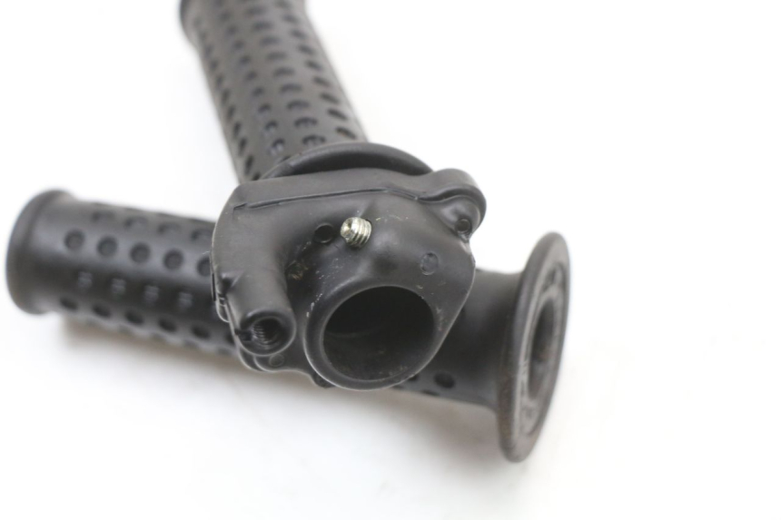 photo de MANETKA GAZU PIAGGIO XEVO - X EVO 125 (2007 - 2017) - Widok ogólny