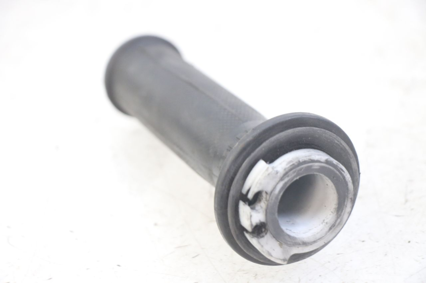 photo de MANETKA GAZU YAMAHA XJN DIVERSION 600 (2000 - 2003) - Szczegół części