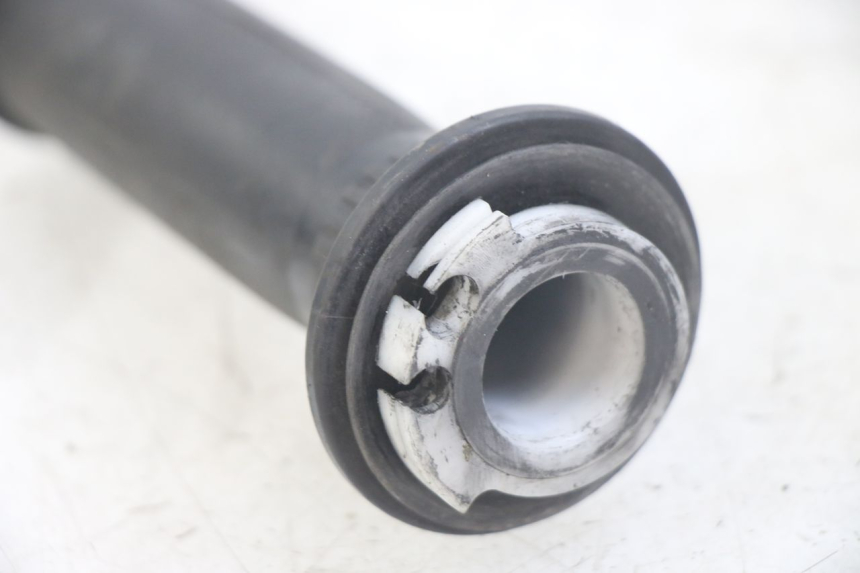 photo de MANETKA GAZU YAMAHA XJN DIVERSION 600 (2000 - 2003) - Zoom stanu zużycia