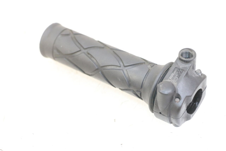 photo de MANETKA GAZU YAMAHA NEO'S NEOS 2T EASY 50 (2013 - 2016) - Zoom stanu zużycia