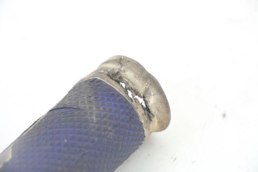 photo de MANETKA GAZU YAMAHA YZ-F YZF 250 (2014 - 2018) - Inny kąt widzenia