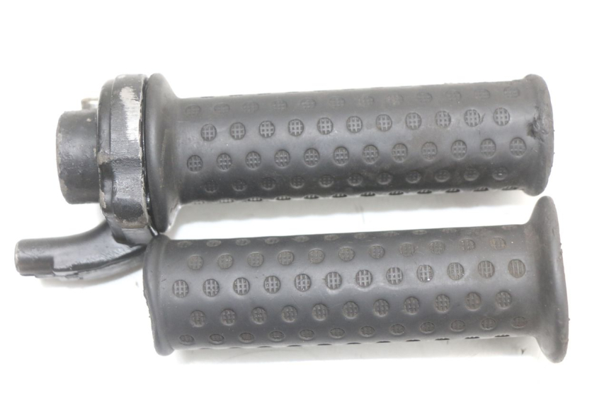 photo de MANETKA GAZU PIAGGIO ZIP 2T 50 (2009 - 2019) - Widok ogólny