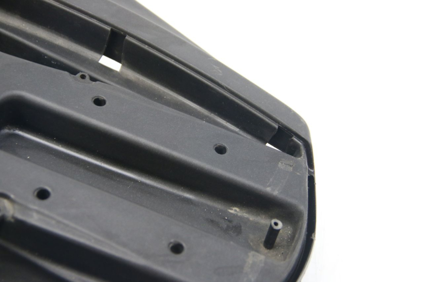 photo de UCHWYT TYLNY APRILIA ATLANTIC 500 (2002 - 2003) - Struktura - zbliżenie