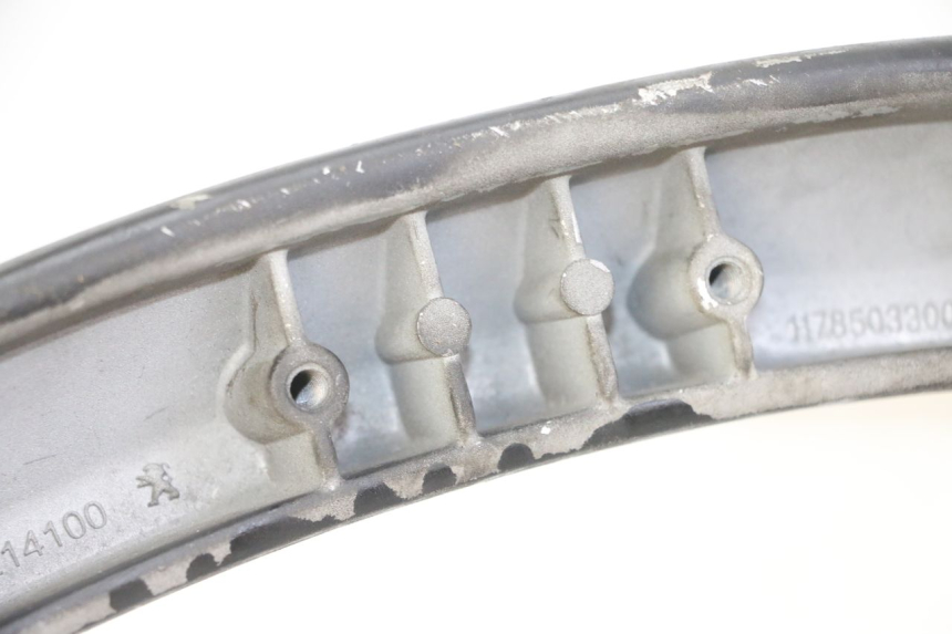 photo de UCHWYT TYLNY PEUGEOT CITYSTAR 50 (2013 - 2017) - Inny kąt widzenia