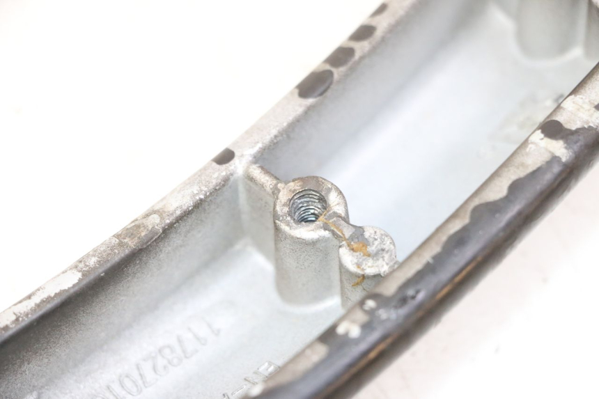 photo de UCHWYT TYLNY PEUGEOT CITYSTAR 50 (2013 - 2017) - Inny kąt widzenia