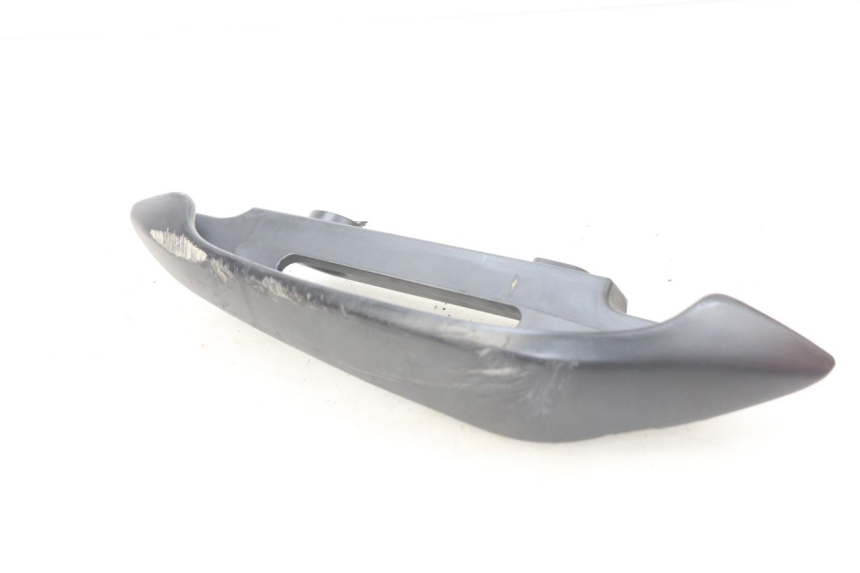 photo de PRAWY TYLNY UCHWYT SUZUKI BURGMAN 125 (2007 - 2014) - Szczegół części