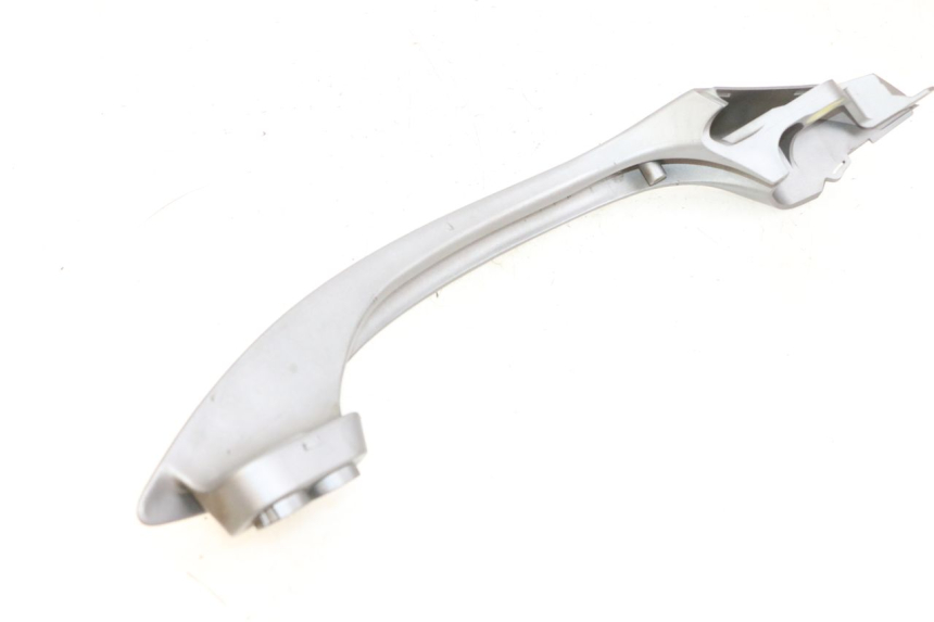 photo de PRAWY TYLNY UCHWYT SUZUKI BURGMAN 650 (2013 - 2020) - Stan powierzchni