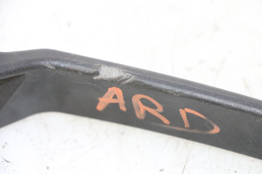 photo de PRAWY TYLNY UCHWYT KEEWAY K-LIGHT KLIGHT 125 (2018 - 2025) - Szczegół części