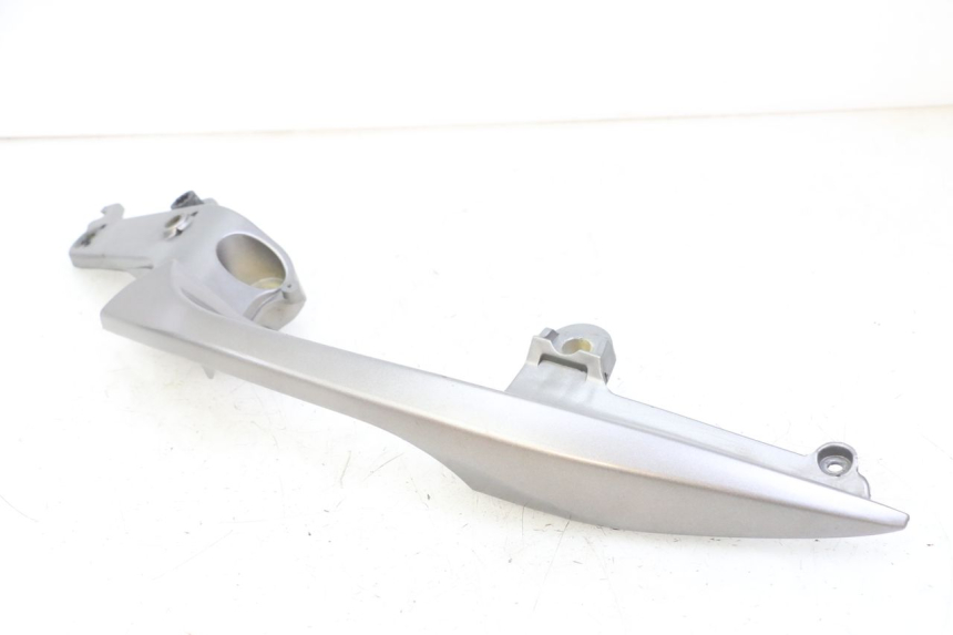 photo de PRAWY TYLNY UCHWYT HONDA NTV DEAUVILLE ABS 700 (2007 - 2016) - Widok główny