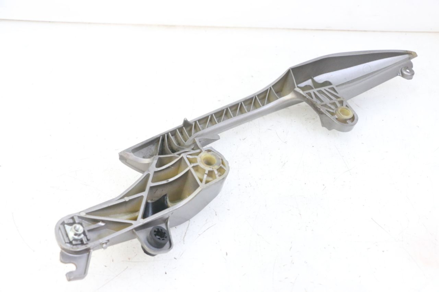 photo de PRAWY TYLNY UCHWYT HONDA NTV DEAUVILLE ABS 700 (2007 - 2016) - Widok ogólny