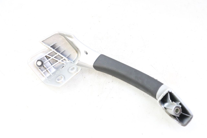 photo de PRAWY TYLNY UCHWYT PIAGGIO MP3 LT 400 (2007 - 2012) - Zoom stanu zużycia