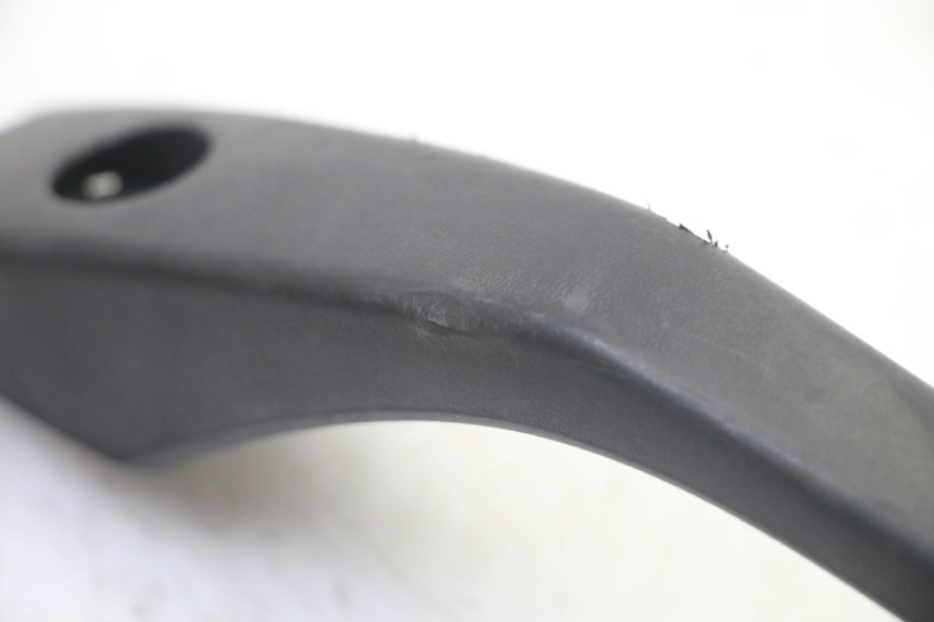 photo de PRAWY TYLNY UCHWYT GILERA RUNNER SP 50 (2006 - 2008) - Inny kąt widzenia