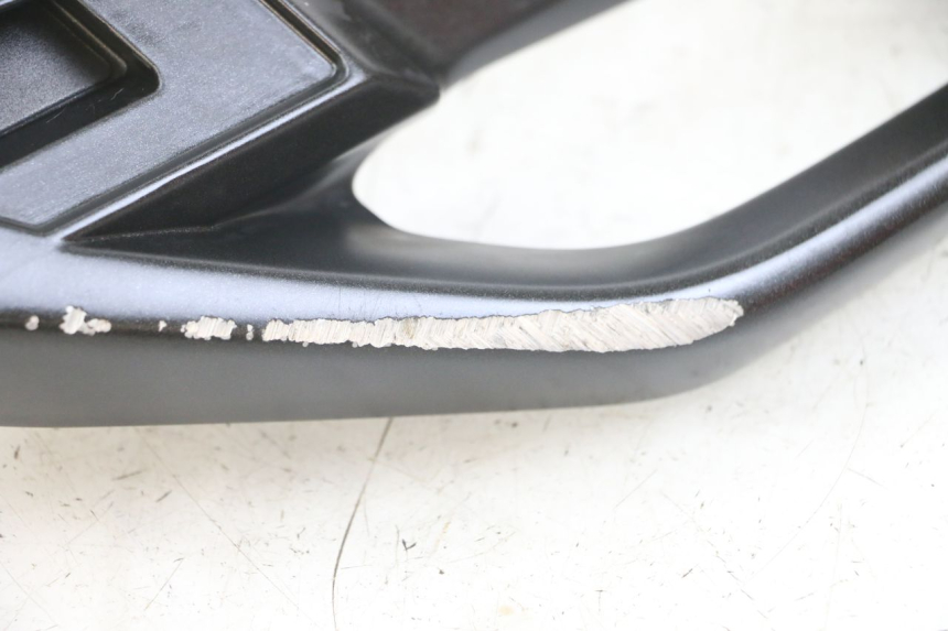 photo de PRAWY TYLNY UCHWYT KAWASAKI VERSYS ABS 650 (2015 - 2018) - Oznaczenia i referencje