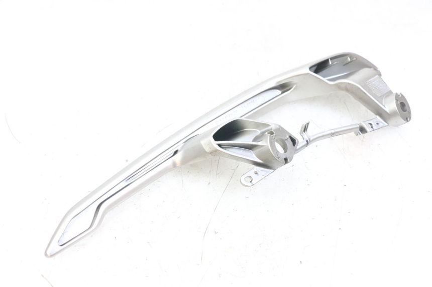 photo de PRAWY TYLNY UCHWYT YAMAHA XMAX X-MAX ABS 125 (2017 - 2020) - Widok ogólny