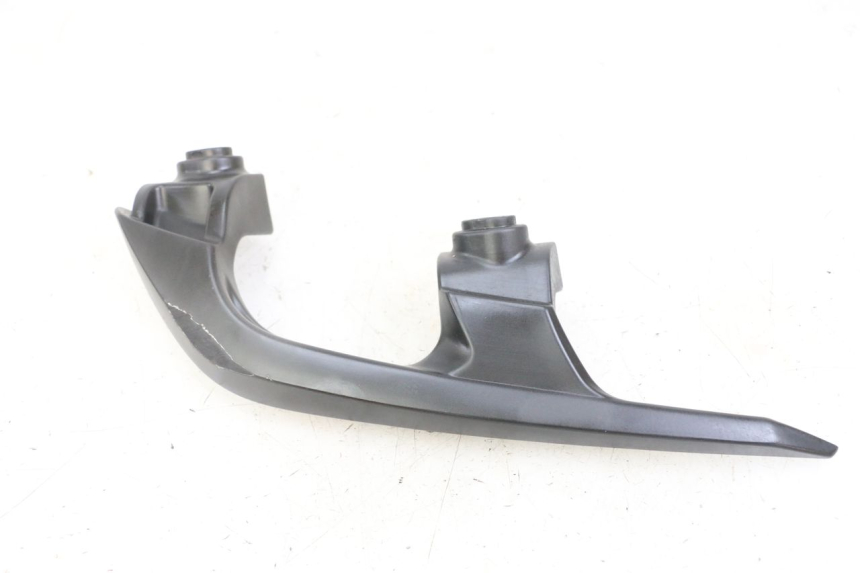 photo de PRAWY TYLNY UCHWYT YAMAHA X-MAX XMAX 125 (2010 - 2013) - Szczegół części