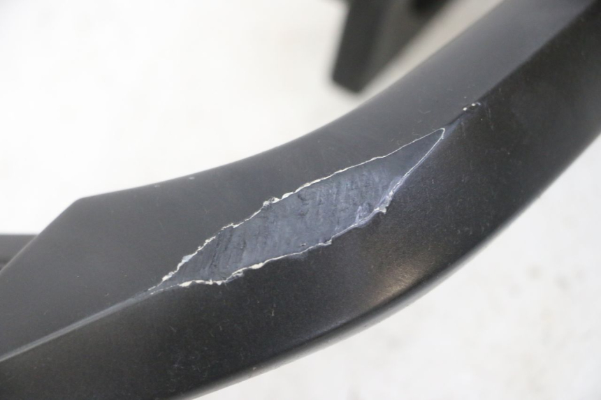 photo de PRAWY TYLNY UCHWYT YAMAHA X-MAX XMAX 125 (2010 - 2013) - Inny kąt widzenia