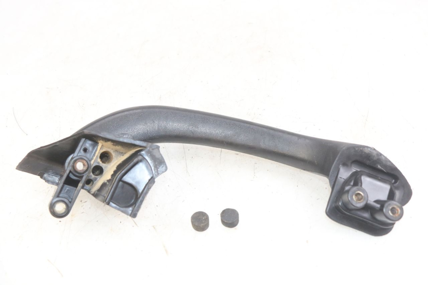 photo de PRAWY TYLNY UCHWYT PIAGGIO X9 EVOLUTION 125 (2003 - 2007) - Zoom stanu zużycia