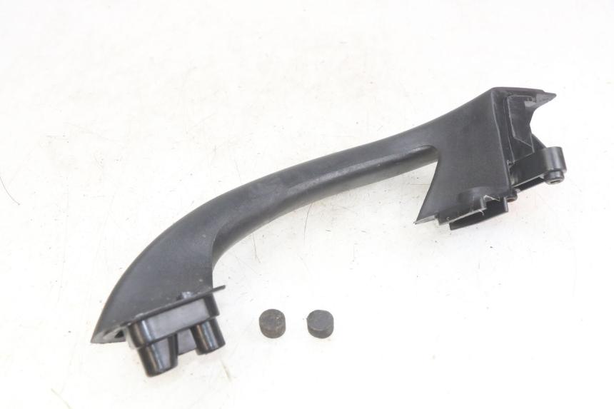 photo de PRAWY TYLNY UCHWYT PIAGGIO X9 EVOLUTION 125 (2003 - 2007) - Zbliżenie techniczne