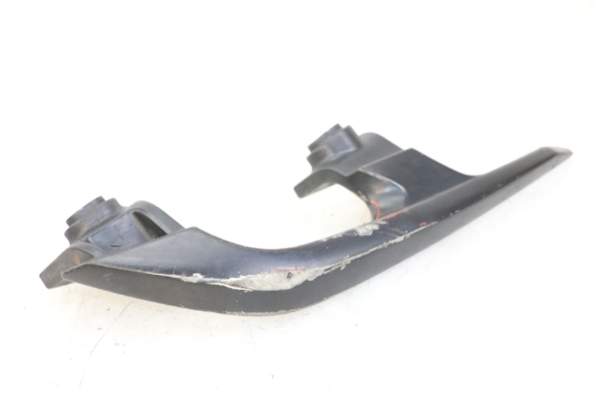 photo de PRAWY TYLNY UCHWYT YAMAHA X-MAX XMAX ABS 250 (2010 - 2014) - Szczegół części
