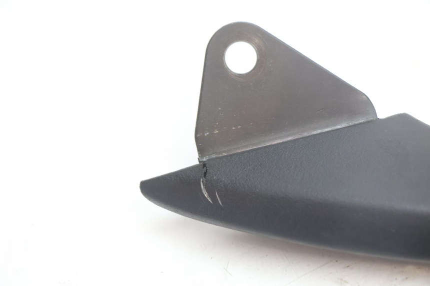 photo de UCHWYT TYLNY KAWASAKI ER-6 ER6 N 650 (2005 - 2009) - Zbliżenie techniczne