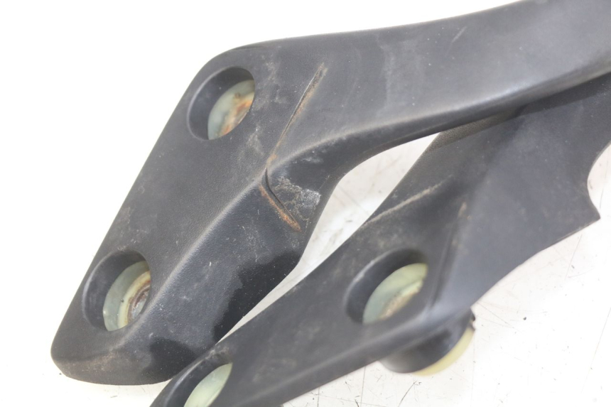 photo de UCHWYT TYLNY HONDA FES PANTHEON 2T 125 (1998 - 2002) - Szczegół części