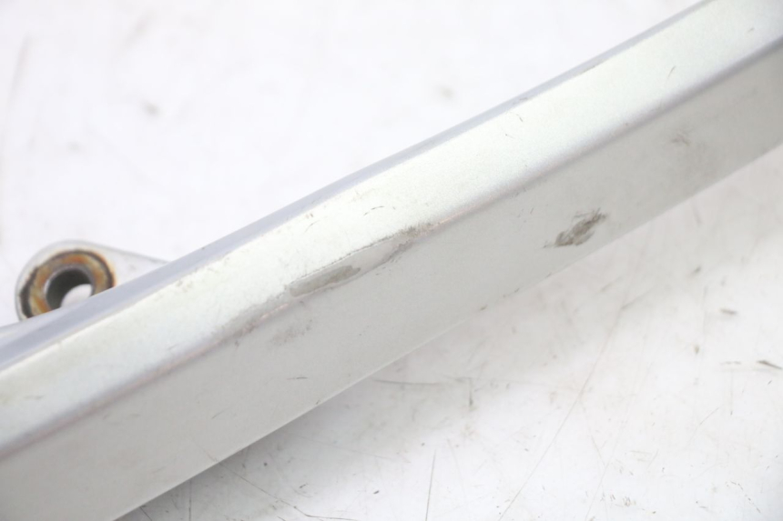 photo de UCHWYT TYLNY MBK FLAME X 125 (2007 - 2016) - Zoom stanu zużycia